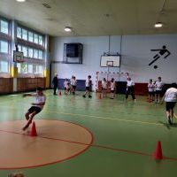 Społeczność szkolna w czasie obchodów. (2)