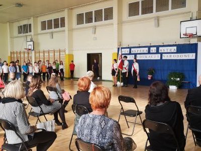 Uroczysta akademia z okazji Dnia Edukacji Narodowej (1)