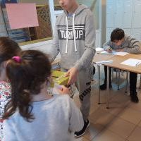 Głosowanie klas młodszych. (4)