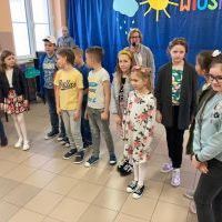 Uczniowie podczas występu (4)